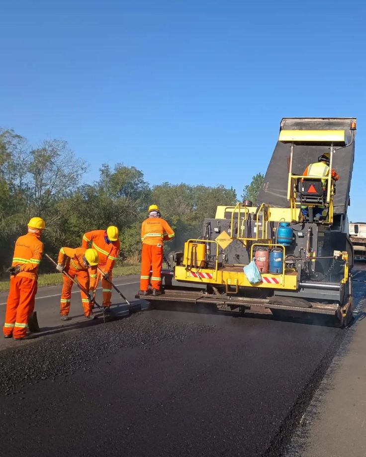 خدمات مقاول اسفلت بخميس مشيط في تنفيذ ورصف الطرق