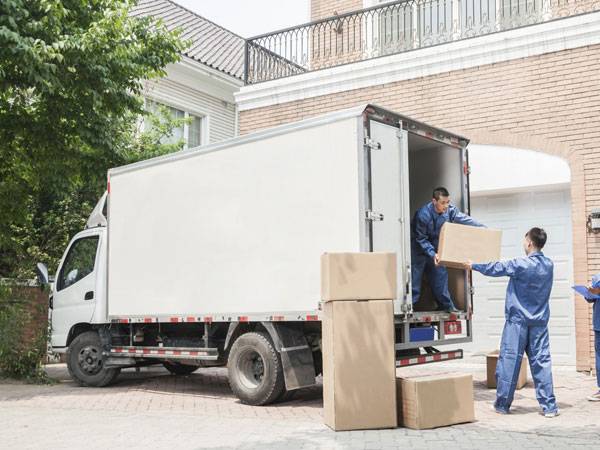 شركة نقل عفش من القصيم الى الامارات